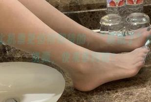 微密圈 - 比机票更值得期待的,“桃脱了”的空姐私拍资源,快来享用吧!