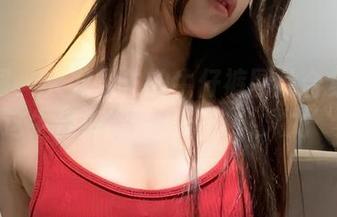 微密圈 - 火龙果羊的牛仔裤图片合集：你猜这牛仔裤能装下多少‘火龙’？