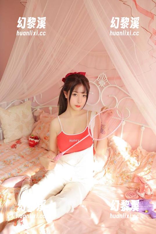 猫九酱 猫九酱的新法宝,咦,这礼服好像在和我说话?