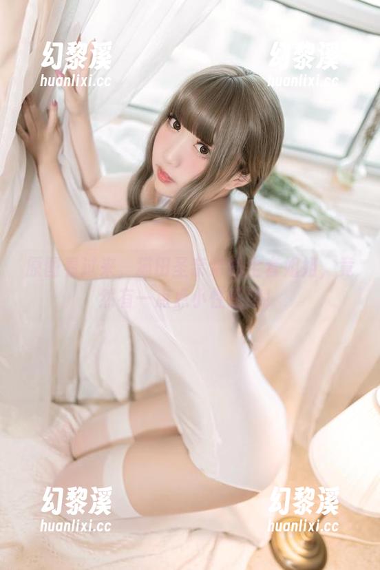 原图看过来，猫田圣奈奈的全套姐姐，竟然有一点点小性感哦！