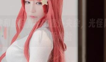 白神泱和服写真中的意外夹杂，光怪陆离的图册新体验