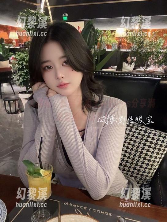 美脚大揭秘，眼酱大魔王w的cos分享满是童趣与别致！