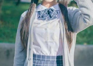 冬日里的豹纹，神乐坂真冬让私拍变得如此不羁，真心服了！