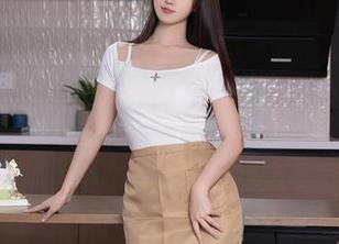 秀人网 - Emily尹菲的“天使”，果然下载后就会有一点鸽子气息？