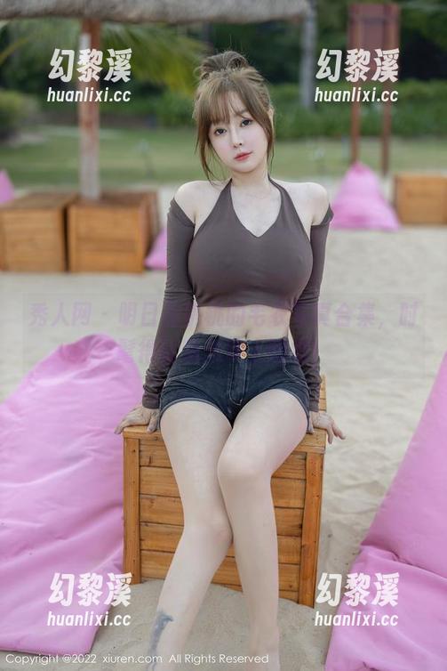 秀人网 - 明日花桃桃的毛衣写真合集，时髦得让我想穿上睡觉！
