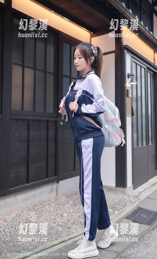 秀人网-田小燕Vicky 秀人网 - 田小燕Vicky的牛仔裤,免费下载的同时还带你领略段子魅力!