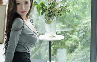 秀人网 - 眼镜+金妍兮=美图的终极组合,下载时记得带上好心情哦!