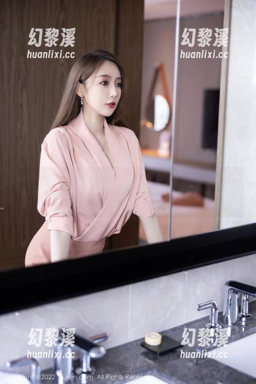 秀人网-顾楚楚Maily 秀人网 - 顾楚楚Maily美脚图包来,若脚能言,她们一定是一肚子奇遇!
