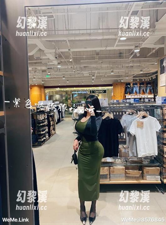 微密圈 - 没有各种限制的免费图册，紫色哒豚豚教你如何当个时髦女王，哈哈