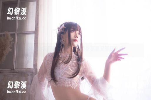 今天的美图流出，坏女人翎柒菜菜又暗藏玄机
