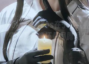 花兮_honoka带着cos在宁静六叠间畅游，究竟是静谧还是闹腾呢？