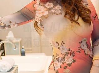 花漾show - 看唐婉儿Lucky的婚纱免费图片，不知不觉重温换婚纱的冲动…