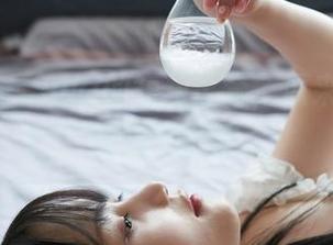 蜜桃社 - Suki的短裙全套，原来“优雅”可以如此撩人