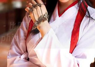 蜜桃社 - 比原图更精彩的其实是索菲娅Sophia在《花嫁》里的小动作