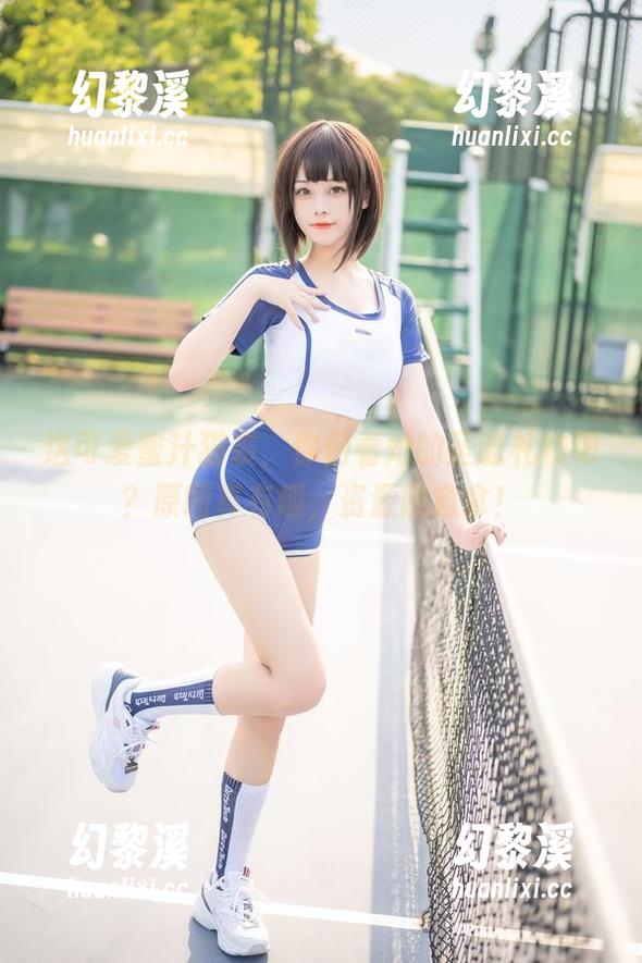 这可爱蜜汁猫裘，你们看她的圣诞礼物吧？原图真有趣，资源随意拿！