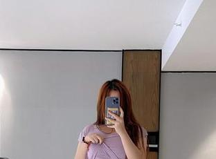 微密圈 - 迷人的五姨太与她的秘书：原图比壁纸还吸引人的一瞬，眼花缭乱呀！