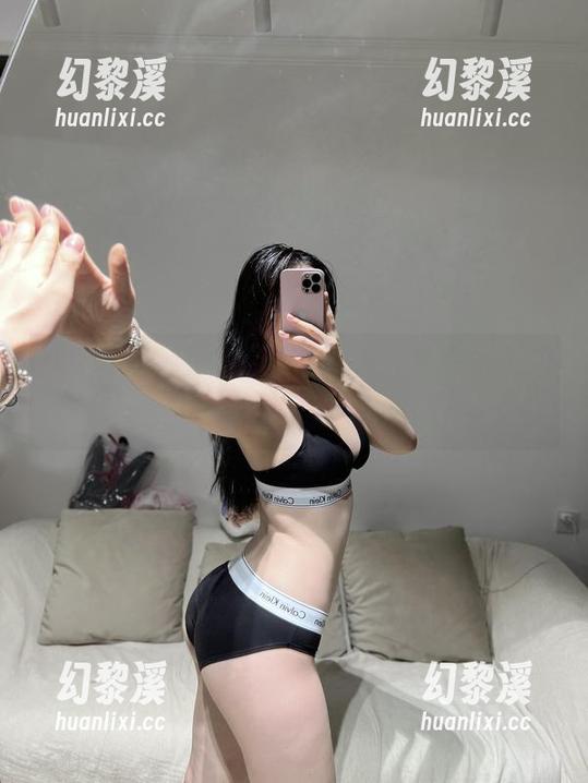 铁锤姐姐 微密圈 - 铁锤姐姐个红色兔妹,高清图片一出来,心里翻江倒海的我是怎么回事!