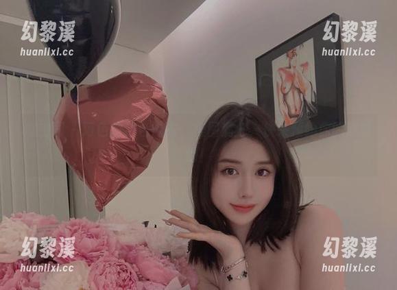 微密圈 - 阿色的红色内衣，美图满分，快来预约你的眼睛吧！