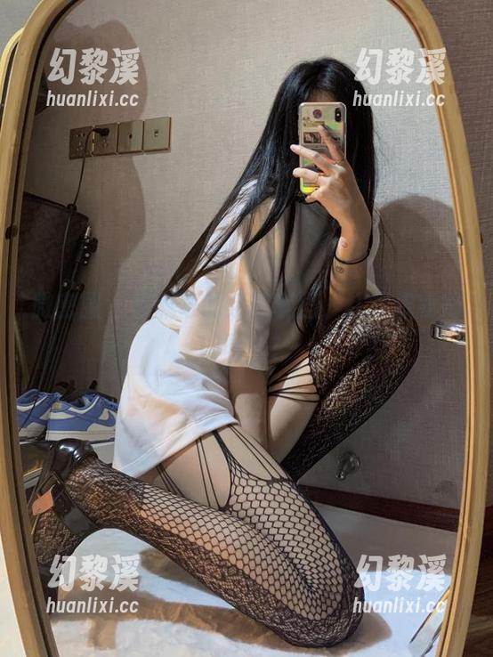 陈佩奇 微密圈 - 陈佩奇的红丝套图,红得像我妈的唠叨!