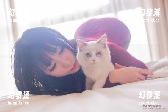 雨波_HaneAme的cos礼服：想不到衣服也能和天气打成一片！