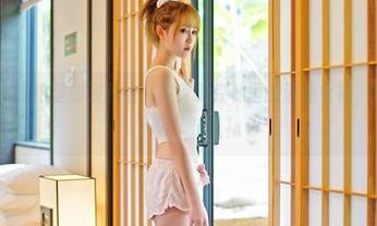 青豆客 - 私拍里的顾欣怡：隐身于森林里的清纯女神，没被蛇蛻变吧？